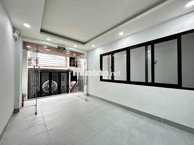 MBKD ở trung tâm Q10 - Lối đi riêng, WC riêng như ảnh