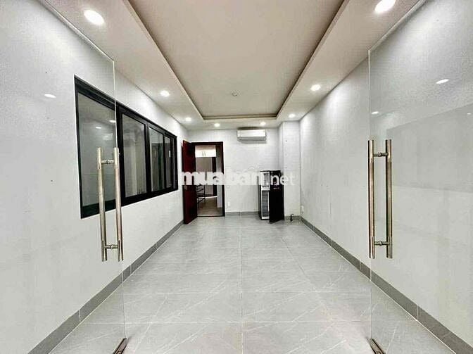 MBKD ở trung tâm Q10 - Lối đi riêng, WC riêng như ảnh