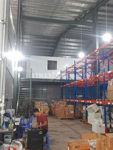Cho thuê Kho Xưởng 1000m2 Đường Tân Kỳ Tân Quý, Quận Tân Phú có PCCC