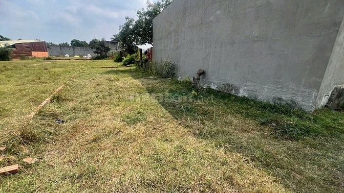 Chủ không ôm nổi nữa,Bán lỗ Đức Hòa đông 81m2 5x16,Thổ cư,650 triệu