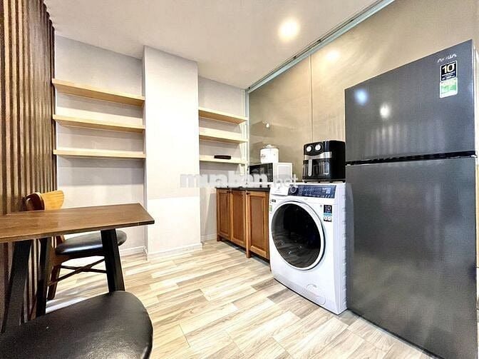 CĂN HỘ 1 PHÒNG NGỦ FULL NỘI THẤT CỬA SỔ THOÁNG MÁT NGAY KHU ẨM THỰC