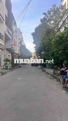 BÁN GẤP NHÀ MẶT TIỀN QUẬN 7- 5x36 -3TẦNG -Đ 16M - SÁT PHÚ M HƯNG-15TỶ