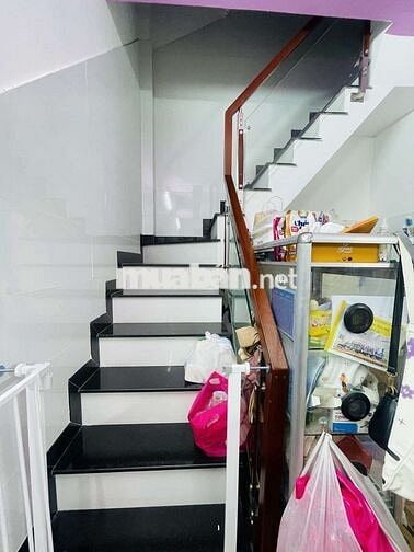 Bán Nhà 2 Tầng HXH Ngay Chợ L.Trung 2 Đ. Nuyễn T Diệp DT51m(4.5×13)2Pn