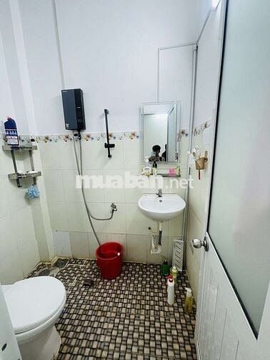 Bán Nhà 2 Tầng HXH Ngay Chợ L.Trung 2 Đ. Nuyễn T Diệp DT51m(4.5×13)2Pn