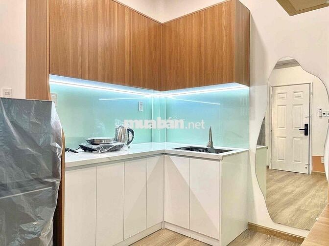 Cho Thuê Căn Hộ Trệt Duplex Tách Bếp Cửa Sổ Trời Full NT CMT8 Quận 10