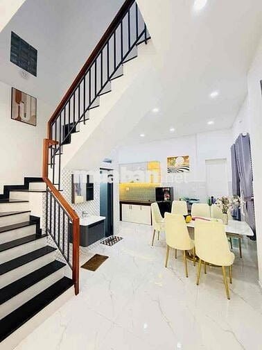 HẺM XE TẢI TỚI NHÀ - 70M2 -3PN - 5,8 TỶ