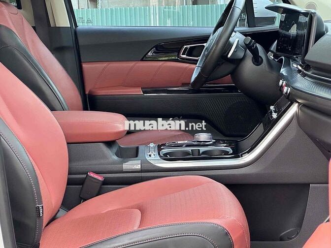 Lướt Kia Carnival 2022 Signature 2.2D - 48000 km