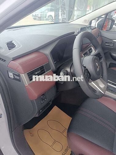 Xpander Cross Mới 2025 Giảm Sâu Sâu Sâu