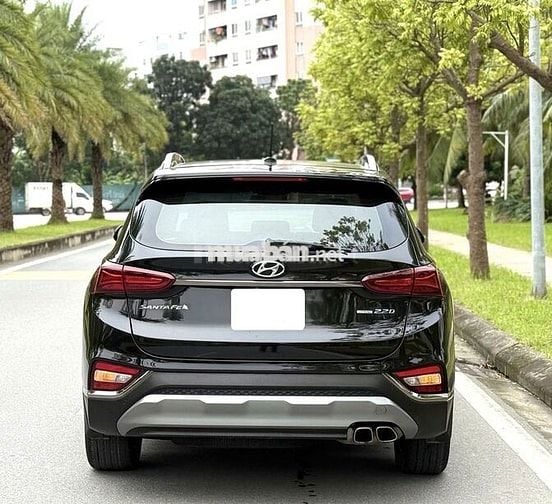 Hyundai Santa Fe 2019 2.2D Premium - 80000 km