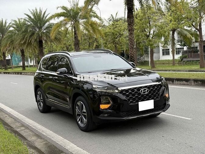 Hyundai Santa Fe 2019 2.2D Premium - 80000 km