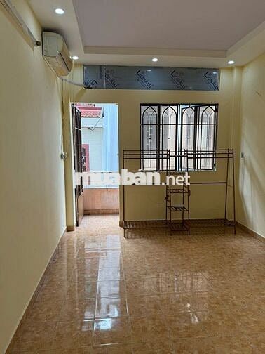 Nhà Mới  3PN  Ngay Ngã 7 Lý Thái Tổ Quận 10