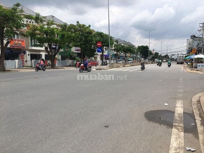 ĐẤT MẶT TIỀN ĐƯỜNG BƯNG ÔNG THOÀN DT: 1000M BÁN 68 TỶ