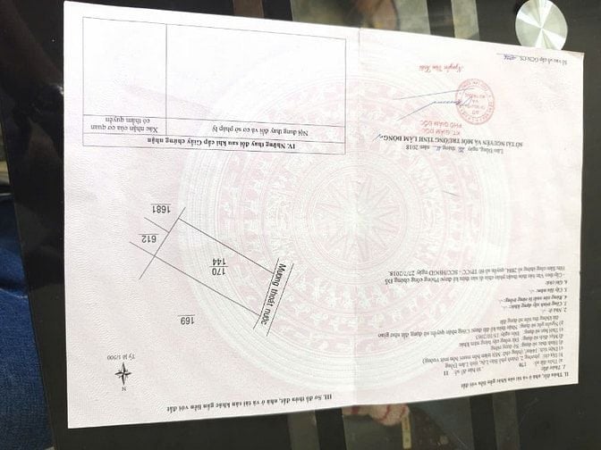 BÁN GẤP NHÀ 2 MẶT TIỀN HẺM LÊ VĂN TÁM P2 TP BẢO LỘC 239m2 GIÁ :3,5 tỷ