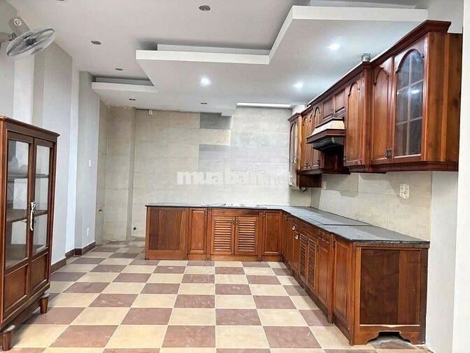 ✅CHO THUÊ NHÀ NGUYÊN CĂN MẶT TIỀN ĐƯỜNG HOA HỒNG, P. 2, QUẬN PHÚ NHUẬN