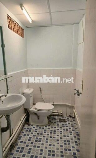 Cho thuê nhà nguyên căn.Đường Tô Hiến Thành.Phường 14.Quận 10