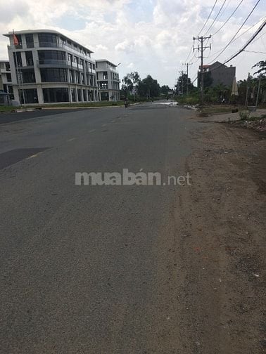 ĐẤT MẶT TIỀN ĐƯỜNG BƯNG ÔNG THOÀN DT: 1000M BÁN 68 TỶ