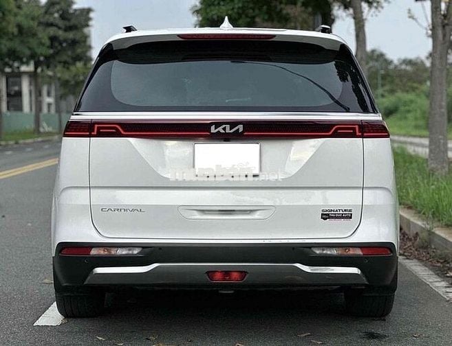 Lướt Kia Carnival 2022 Signature 2.2D - 48000 km