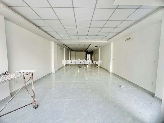 NEW %! CHO THUÊ TÒA NHÀ VĂN PHÒNG ĐƯỜNG CỘNG HÒA P13. Q. TÂN BÌNH