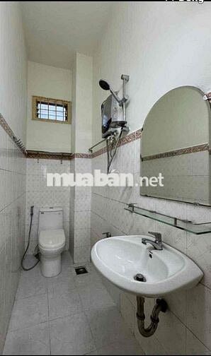 cho thuê nhà nguyên căn 5pn3wc Đ. Phùng văn Cung p7,Phú Nhuận