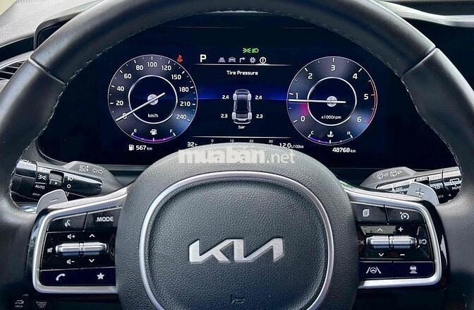 Lướt Kia Carnival 2022 Signature 2.2D - 48000 km