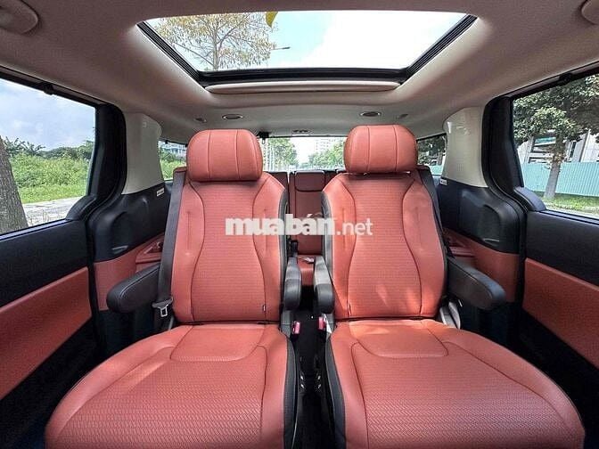 Lướt Kia Carnival 2022 Signature 2.2D - 48000 km