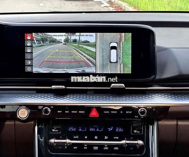 Lướt Kia Carnival 2022 Signature 2.2D - 48000 km