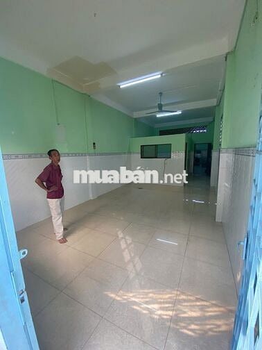 Bán nhà 2 lầu Hồng Bàng, P6 Quận 6 71m², SHR, hẻm thông, gần trung tâm