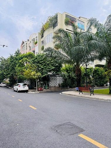 Bán Biệt thự 130m2 khu compound 357a Nguyễn Trọng Tuyển