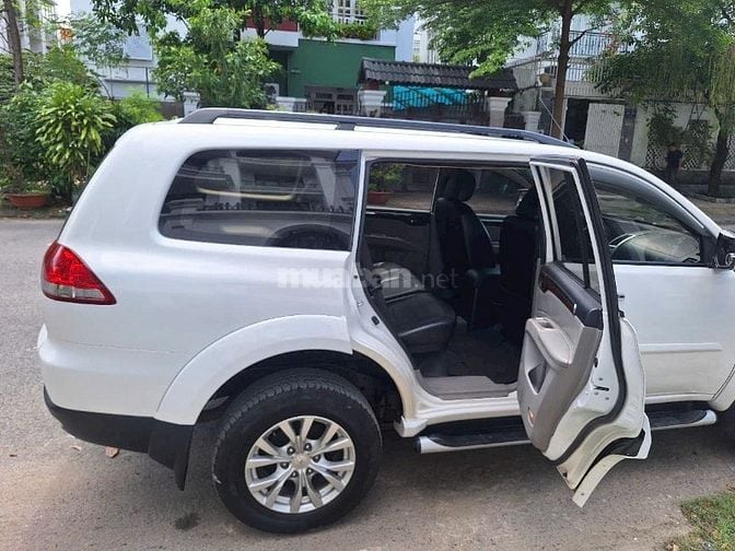 Mitsubishi Pajero Sport 2016 trắng AT 4×2