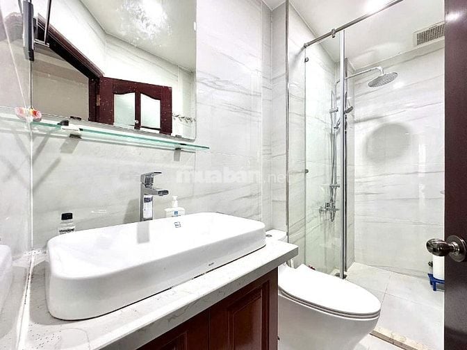 Bán nhà hẻm xe hơi 6m,  gần Lê Văn Sỹ và Phạm Văn Hai