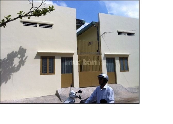 Phòng trọ 24m2.  3.2.000 đồng /tháng.  Gần đường Hiệp Bình