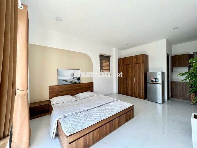 Phòng ban công, xa bếp ở Lê Văn Duyệt, Bình Thạnh gần Phú Nhuận, Q1,Q3