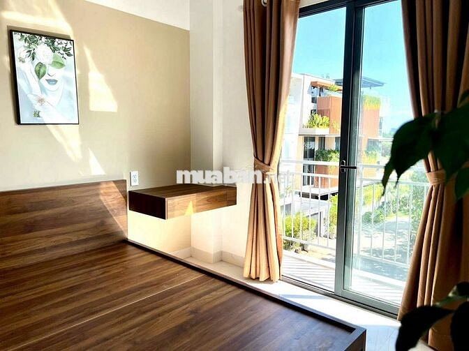 Phòng ban công, xa bếp ở Lê Văn Duyệt, Bình Thạnh gần Phú Nhuận, Q1,Q3