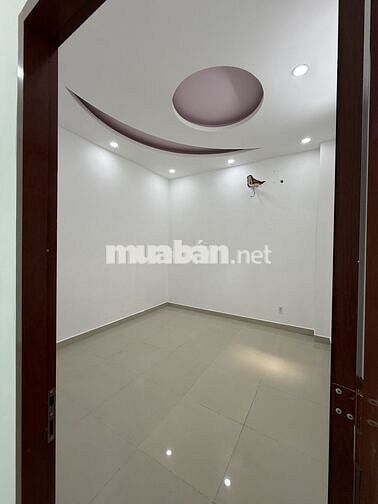 Cho thuê nhà nguyên căn mới sơn sửa, gần chợ Hiệp Bình,74m2, 3PN + 3WC