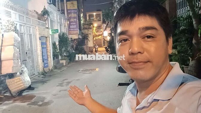 Gần MT Dương Quảng Hàm, Xe Hơi Thông, 79M2, 3 PN