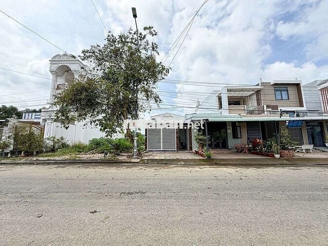 NHÀ RỘNG - KHU VH TÂY ĐÔ - CÁI RĂNG, TP CẦN THƠ