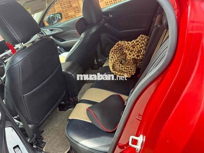 Mazda 3 2018 1.5 AT Sedan - 68000 km