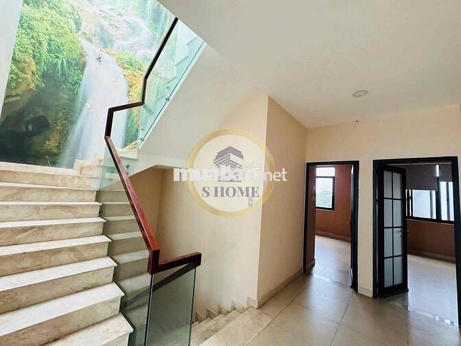 CẦN CHO THUÊ GẤP MẶT BẰNG 400m2 TẠI KĐT HIM LAM, QUẬN 7, GIÁ 39 TRIỆU!