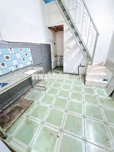 Nhà thuê Hoàng Xuân Nhị. Quận Tân Phú (1pn, 2wc) hẻm ba gác. Dtsd 60m2