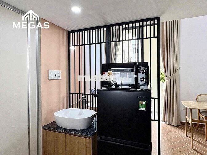 GÁC FULL NỘI THẤT CAO CẤP BAN CÔNG CỬA SỔ - GÁC CAO M8 - Ở 3NG3XE Q7