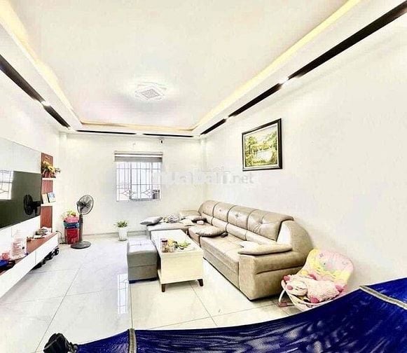 CHO THUÊ NHÀ HẺM Ô TÔ NGUYỄN HỒNG ĐÀO TÂN BÌNH