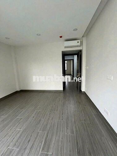 SIÊU HOT GIÁ RẺ - 30C Hoàng Hoa Thám, P12, TB- DT 4.5x20, 3 lầu