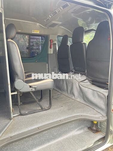 Bán xe tải van Toyota Hiace 2009 6 chỗ dầu sàn