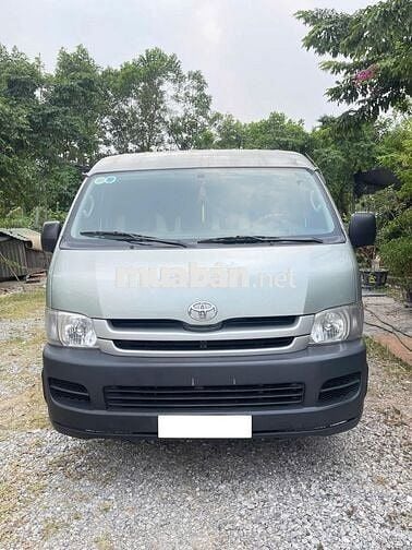 Bán xe tải van Toyota Hiace 2009 6 chỗ dầu sàn