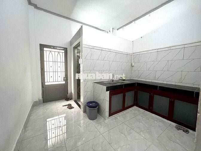 NHÀ CHO THUÊ 3PN GẦN PHẠM VĂN ĐỒNG