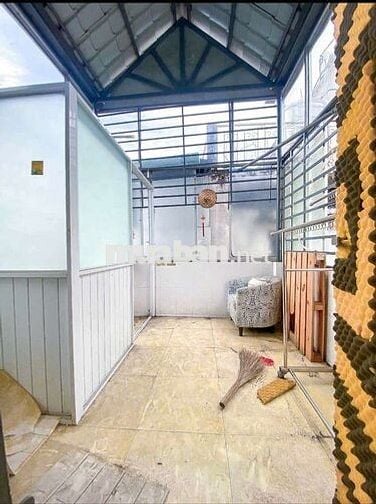 Bán nhà hẻm ba gác lầu đúc BTCT đường Nguyễn Tri Phương P9 Q10