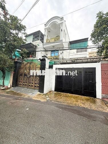 Cho Thuê Nhà Đường Tam Đảo, Quận 10 ( 4x25m - Nhà Rộng Có Sân )