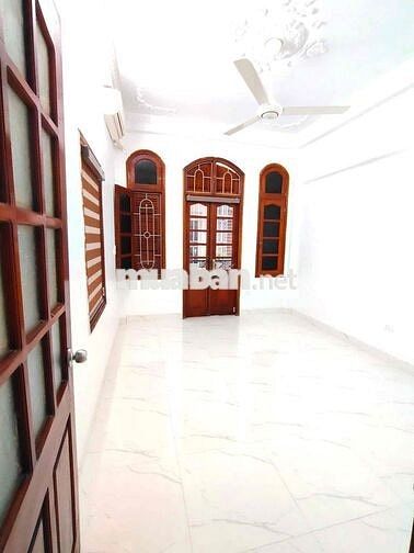 🔥 SIÊU PHẨM CẦU GIẤY – Ô TÔ ĐỖ CỬA – LÔ GÓC 3 THOÁNG