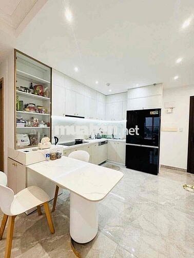 Cho thuê căn hộ cao cấp đủ tiện nghi 2PN.2WC 119 Phổ Quang Nova