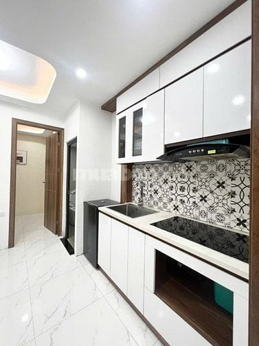 Chính chủ bán nhà Ngọc Hà- Hoàng Hoa Thám. Ba Đình. Hà Nội 21m x 5,5 t